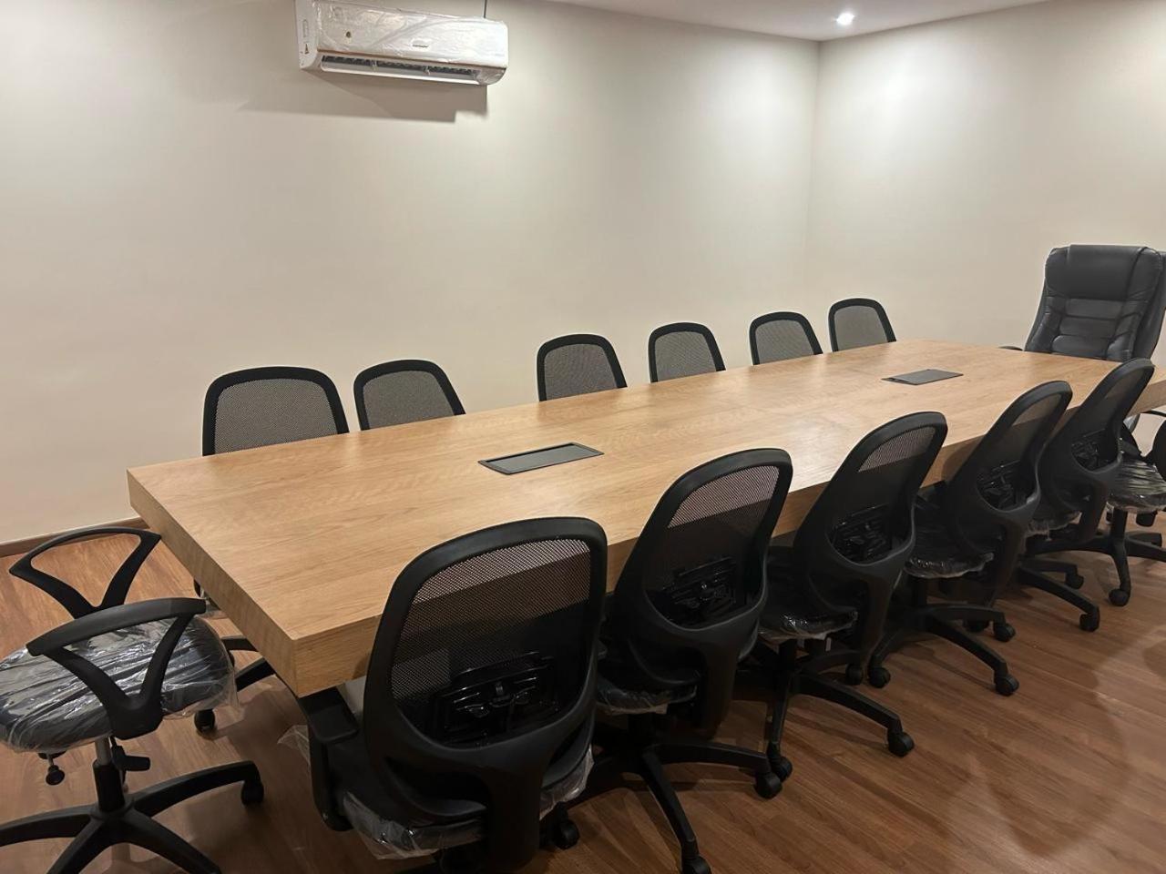 Alchemy Suites Bangalore Eksteriør bilde