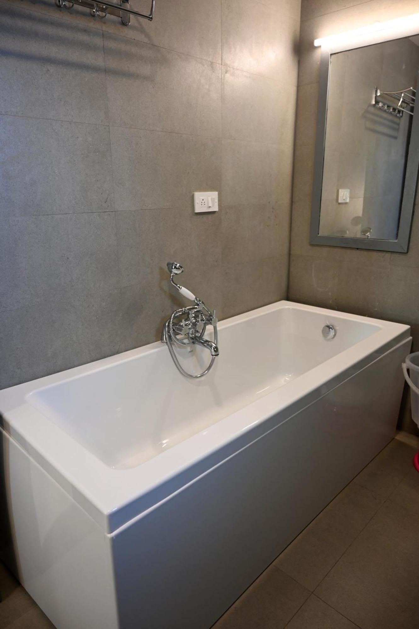 Alchemy Suites Bangalore Eksteriør bilde